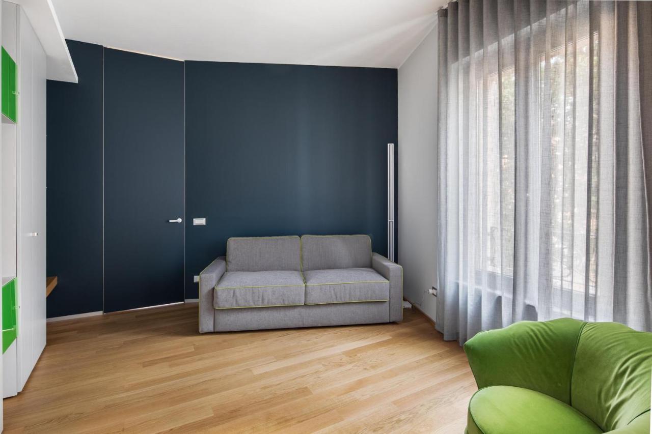30Cavour Luxury Suites Pavia Bagian luar foto
