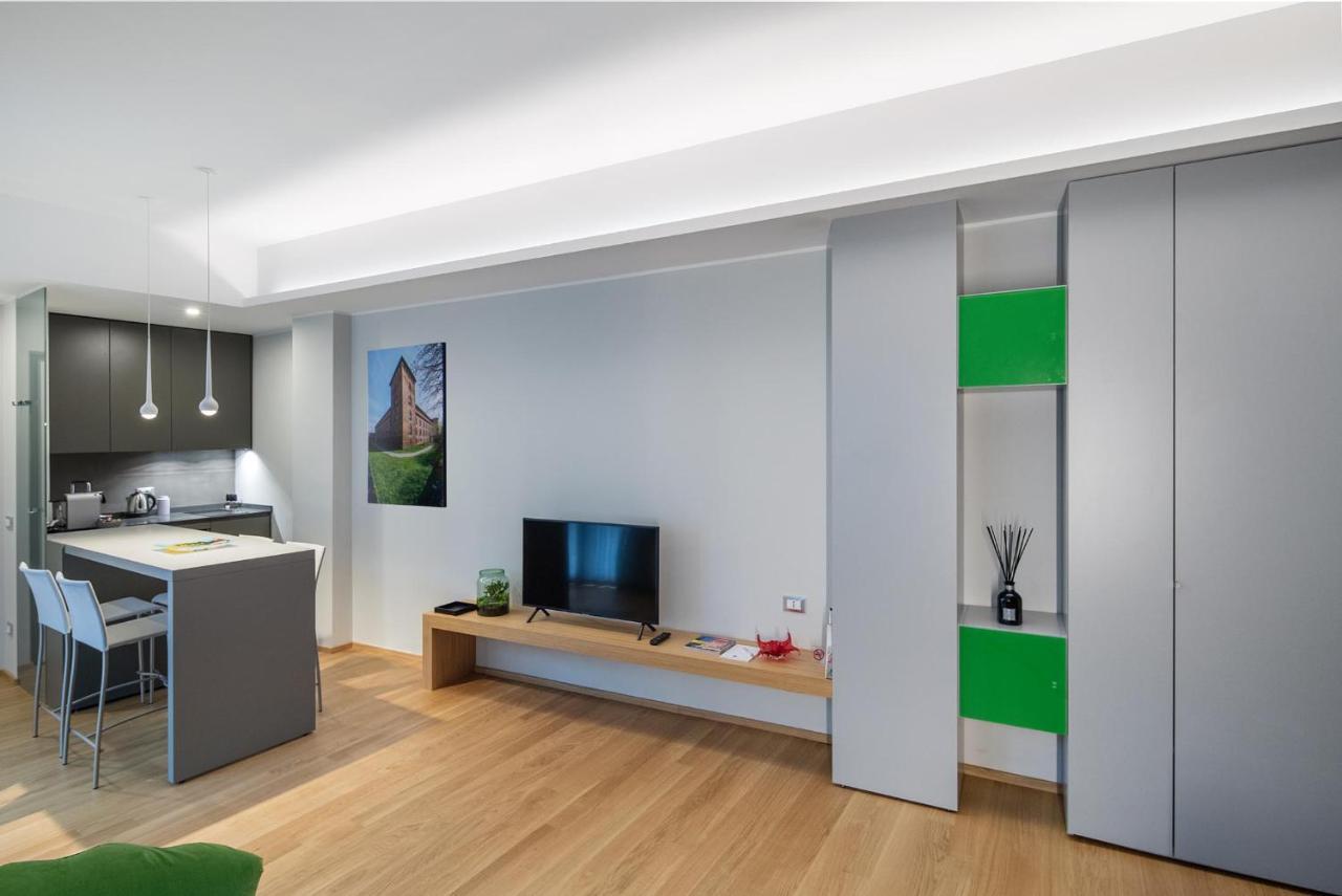 30Cavour Luxury Suites Pavia Bagian luar foto