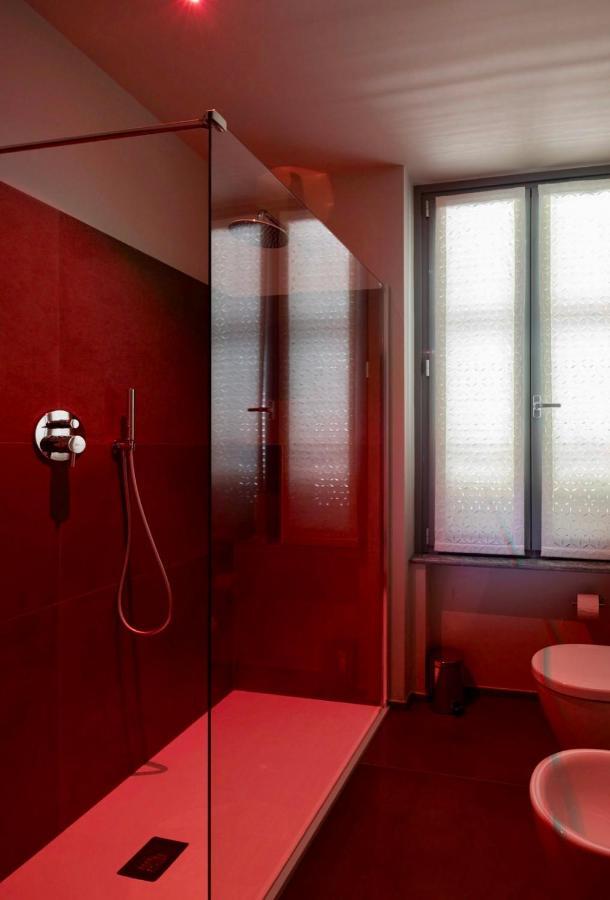 30Cavour Luxury Suites Pavia Bagian luar foto