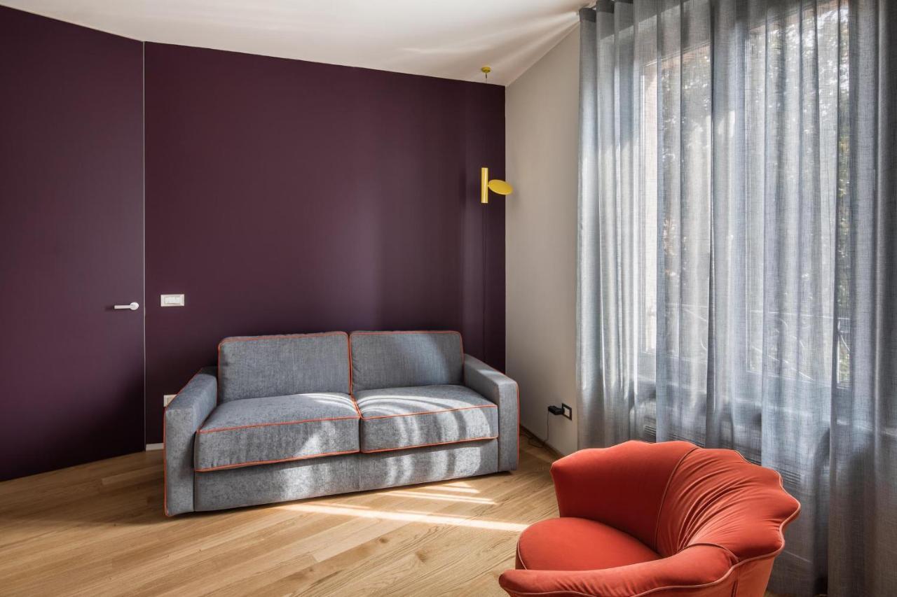 30Cavour Luxury Suites Pavia Bagian luar foto